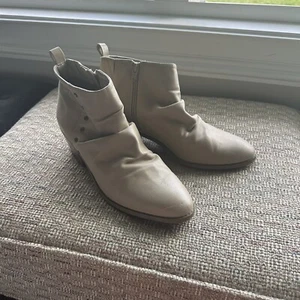 C Est. 1946 Mujer 10 Beige Botines Sin Cordones - Imagen 1 de 10