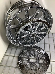 Indian Chief Classic chrome REAR Wheel & Rotors 2015 -22 MAG Rims (EXCHANGE) - Picture 1 of 13