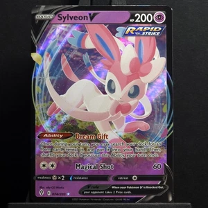 Sylveon V 074/203 SWSH07: Evolving Skies Holo Near Mint - Picture 1 of 10