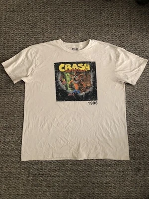 Crash Bandicoot футболка 1996 мужской средний Activision 90-х PS1 игры бежевый новый футболка - Изображение 1 из 2
