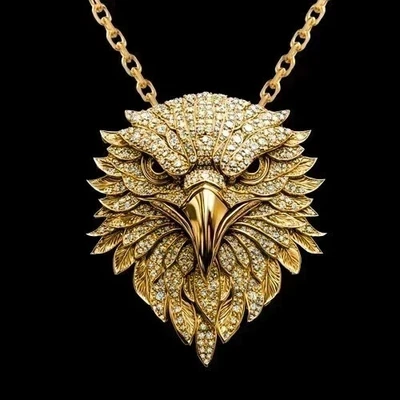 Colgante con cabeza de águila de diamante de corte redondo de 2,50 quilates enchapado en oro amarillo de 14 k para hombre Foto 1 de 3