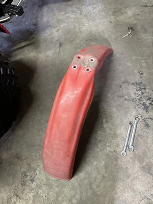 Honda CR125R 1982 Elsinore OEM guardabarros delantero  Foto 1 de 4
