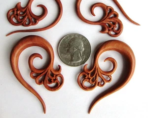 Pair Hand Carved Tribal Floral Sawo Wood Spiral Ear Expander Taper Plugs Gauges - Picture 1 of 4