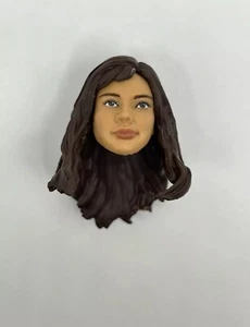 Forraje para cabeza femenina Marvel Legends Series América Chávez escala 1/12 - Imagen 1 de 3