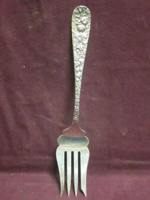 Tenedor de carne fría Sterling Stieff Rose 8 5/8" 78 gramos Monograma O Foto 1 de 4