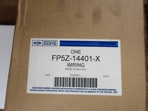Nuevo fabricante de equipos originales Ford # FP5Z14401X, cableado como - principal - Imagen 1 de 3