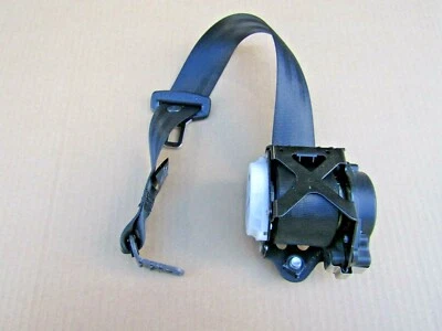 Audi Q3 RS 8U 2014 Seat Belt Rear LHS 8U0857805B — 第 1/3 张图片