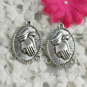 Envío gratuito 25 piezas de conectores de mano antiguos de plata rezo 29X20 mm H-1077 - Imagen 1 de 4