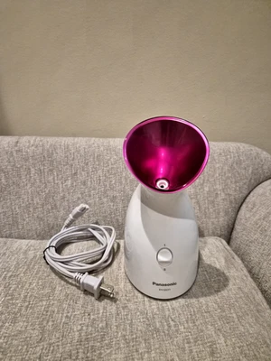 Panasonic Facial Steamer Nano Ionic Technology EH-SA31 - Excellent Condition - Image 1 of 4