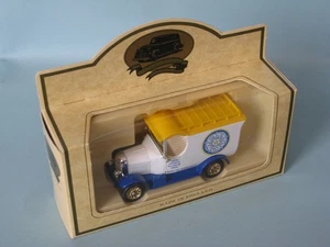 Leeds United AFC Morris Van 70mm Long Lledo Model Football Club Soccer - Picture 1 of 5