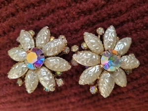 Vintage Beau Jewels Faux Baroque Pearl Floral AB Rhinestones 1.5" Clip Earrings - Picture 1 of 5