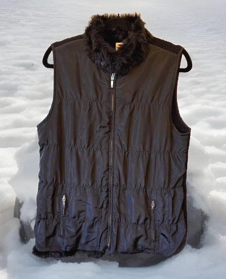 Chaleco Chico's Talla 1 Mediano Negro Piel Sintética Forrado Cuello Sin Mangas Cremallera Completa Foto 1 de 4