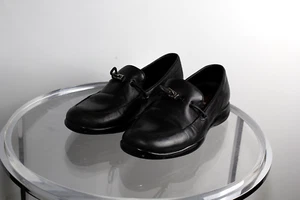 Prada Women's Black Leather Slip On Toggle Classic Loafer 37.5/ US 7.5 EUC! $595 - Picture 1 of 22