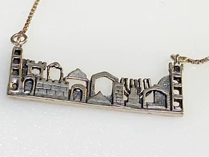 Vintage Sterling Silver Pendant Necklace 925 Jerusalem Old City Jewellery 5,42g - Picture 1 of 8