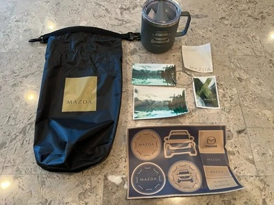 Комплект сумок/кружек/наклейок Mazda CX-50 - Изображение 1 из 4