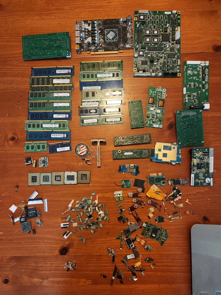 2.5+ pounds of Computer Motherboard CPU Boards for Precious Metal Scrap Recovery - Image 1 of 4