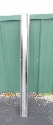 Ford Fairlane 1967 moldura inferior OEM moldura 51" Foto 1 de 4