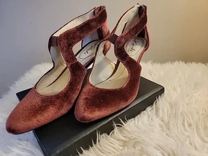 LIFE STRIDE| Burgundy Velvet Heels Women's 7 Zip Ankle Giovanna Cushion Stretch - Picture 1 of 7