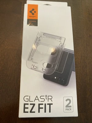 Protector de pantalla de vidrio templado Spigen [GlasTR EZ FIT] para Galaxy Z Flip 6 y 5 Foto 1 de 3