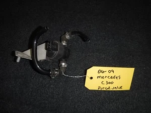 06-09 Mercedes C300 Vapor Emission Purge Valve 0004705593 OEM A-46 - Foto 1 di 2
