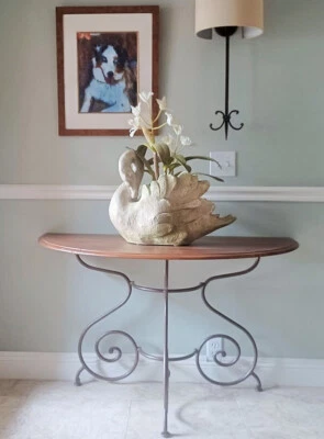 Mesa consola Ethan Allen Half Moon personalizada con base de hierro forjado macizo Foto 1 de 4