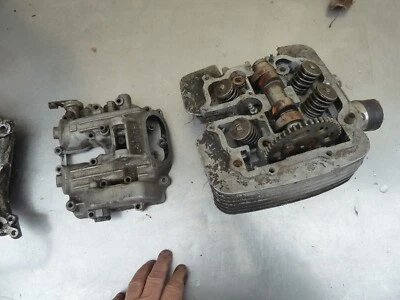 Головка блока цилиндров с распределительным валом XT550 Enduro Yamaha #J10 - Изображение 1 из 4