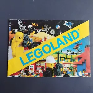 Lego advertising brochure. From 1982 . 10 pages. 15 x 21 cm. - Picture 1 of 10