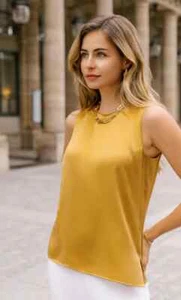ARMANI Italy Women's Celery Silk Sleeveless Shell Top Side Zip, 2, $299 - Picture 1 of 5