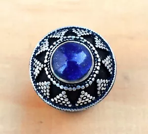 Anillo de piedra lapislázuli hecho a mano cúpula tribal afgana redondo étnico azul boho - Imagen 1 de 4