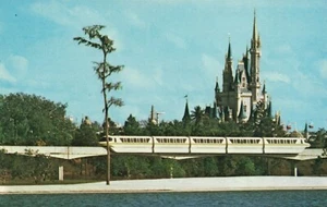 Walt Disney World Monorail To The Magic Kingdom Amusement Park Postcard - Picture 1 of 2