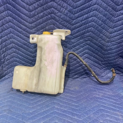 Depósito de refrigerante de radiador OEM para Nissan Frontier 2000-2004 Xterra 1998-2004 Foto 1 de 4