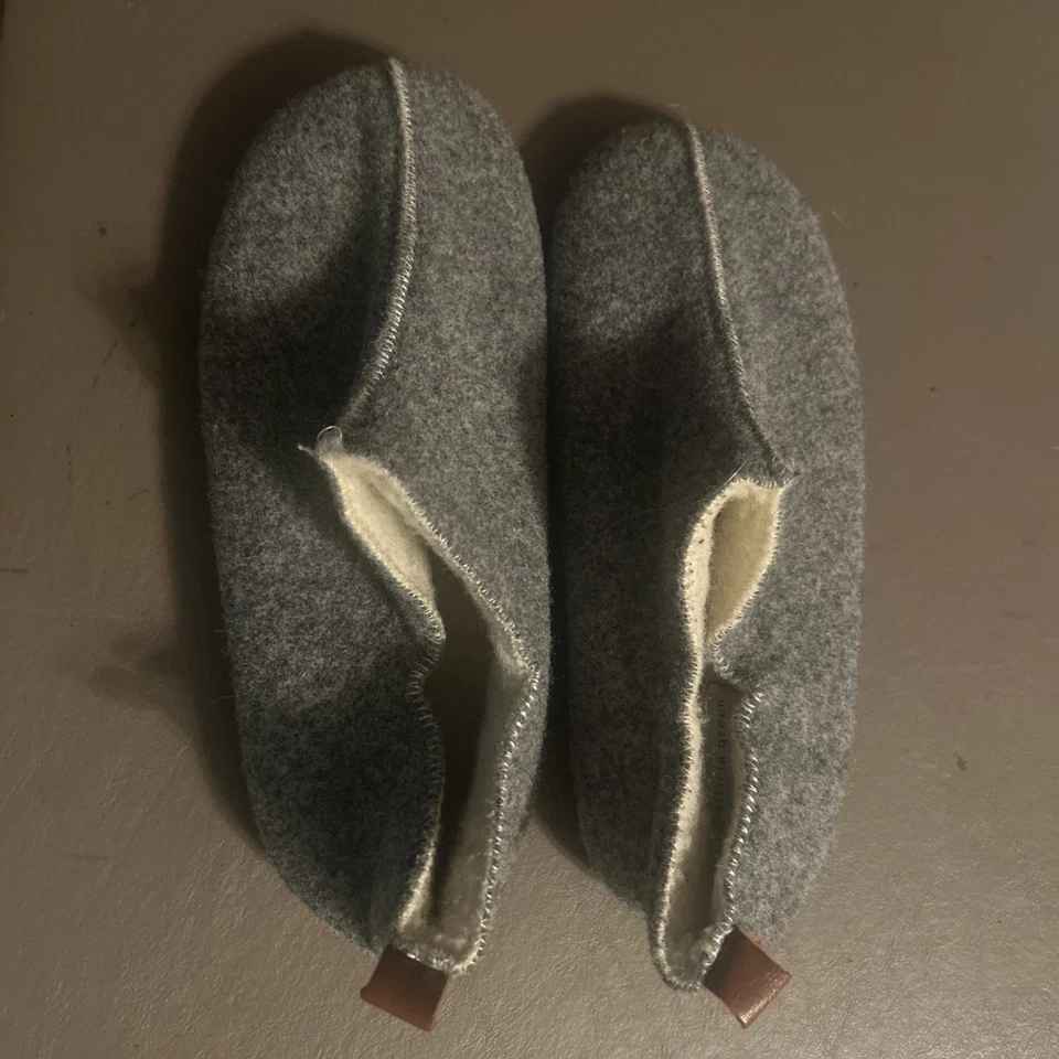 ЖЕНСКИЕ СЕРЫЕ ТАПОЧКИ БОТИНОК - ОТ: ПАТРИЦИЯ ЗЕЛЕНЫЙ РАЗМЕР: 33 - СДЕЛАНО В ИСПАНИИ - Изображение 1 из 4