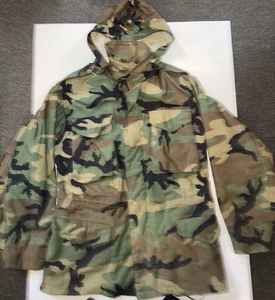 VTG 70s 80s US Military Cold Weather Jacket Coat W/Hood & Liner SZ Small Army - Picture 1 of 9