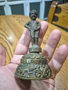 Campana Santuario Bruxel Manneken Pis Aquila Agnus Pelicanus Leo Vintage Latón - Imagen 1 de 20