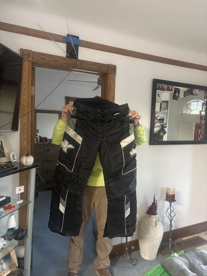 Castle X Men’s large Snowmobile Pants - Image 1 of 1