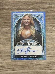 2024 Leaf Metal Pop Century Sydney Thomas Platinum Shimmer Auto /75 - Picture 1 of 3