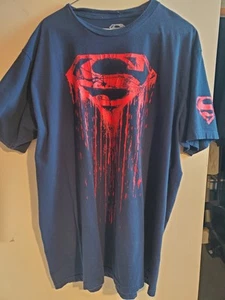 Camiseta azul gráfica Superman logotipo goteante 2XL (C29)** - Imagen 1 de 11