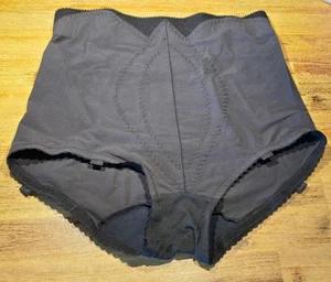 PLAYTEX Miederhose REGINA DI QUADRI 2464, Gr. 80- 44 XL, schwarz, NEU * VINTAGE - Bild 1 von 1