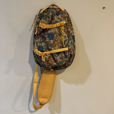Patagonia Atom Sling 8L - Canyon Hike/ Saffron (CHSN) Crossbody Rare - Image 1 of 4