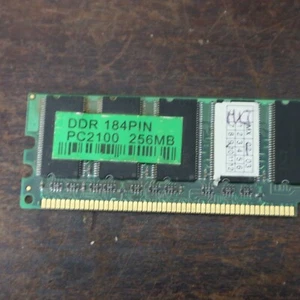 barrette ram memoire GENERIQUE 11021002 PC2100 DDR 256mo - Photo 1/2