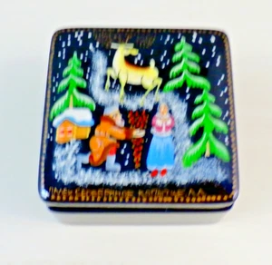 Vintage russische lackierte Schmuckschatulle schwarz - handbemalt - Klappdeckel - 2" x 2" - Bild 1 von 5