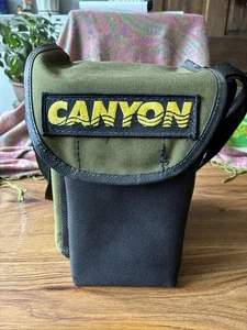 Canyon Fishing Tackle Box With Lures +++ - Foto 1 di 7