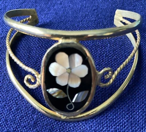 Vintage Alpaca Mexico Black Enamel Mother of Pearl Flower Wide Cuff Bracelet VGC - Picture 1 of 9