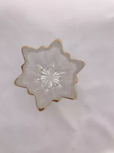 Vintage Glass Star Candle Holder With Gold Trim 2.5"T x 5.25"W - Picture 1 of 3