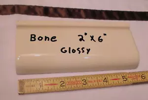 1 Stk. Glänzender Knochen: 2" x 6" x 5/8" Keramik Radius Bullnose Fliesen NEU, Schmutzkappen - Bild 1 von 4