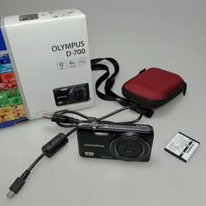 Olympus D700 12,0 MP Vintage Digitalkamera - Picture 1 of 3