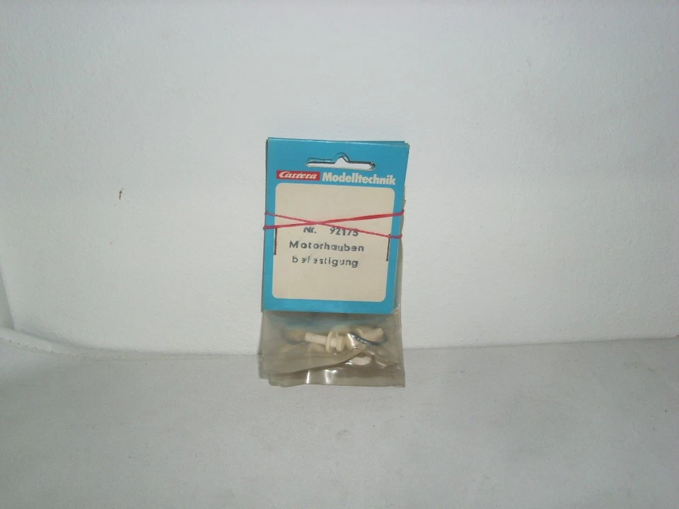 Carrera  Ersatzteile, Einzelteile,Motorhauben befestigung  Nr. 92175 - Bild 1 von 1