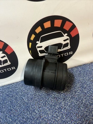 AUDI A4 B8 2.0 DIESEL AIR FLOW MASS METER SENSOR 2008-2012 03G906461C - Image 1 of 4