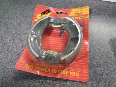 Задние тормозные колодки NOS SBS подходят: Kawasaki KX125 KH125 KDX200 2025 - Изображение 1 из 3