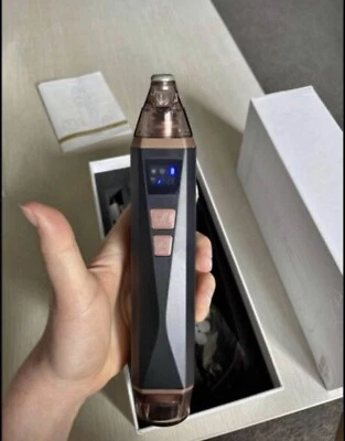 Microdermabrasion Kit: Removes Dead Skin Cells and Refines Pores - Image 1 of 4